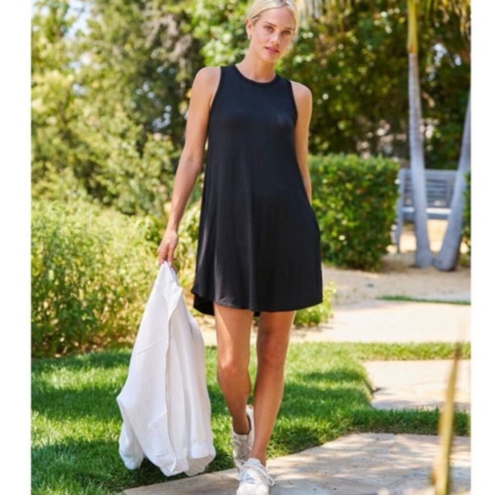 Shebird Womens 7 XL Black The Tunic Tank Dress Built-in Bra Soft Pockets Comfy